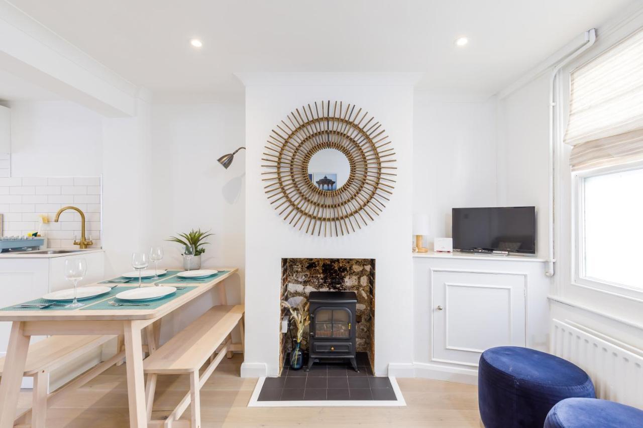 Central Quiet Cottage. Walk To Shops, Bars & Beach Hove Extérieur photo